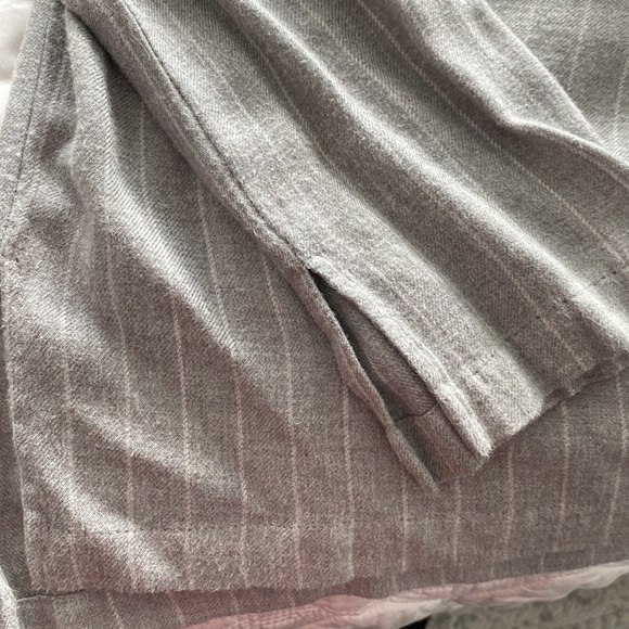 Anthropologie Cloth & Stone Off the shoulder top - Picture 6 of 6